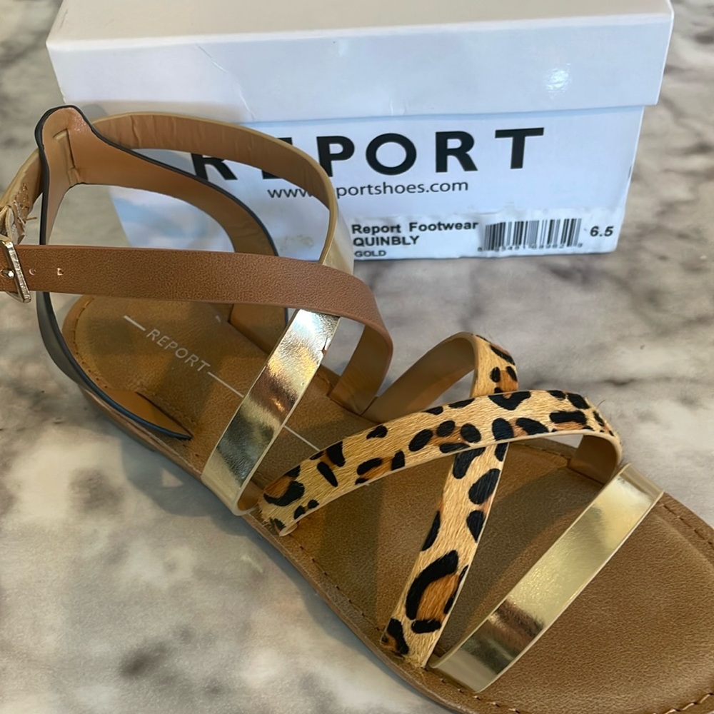 Report Quinbly Sandals. 6,5. Brand new in box!